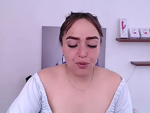anyela bubble18 online show from 05-22-26, 08:58