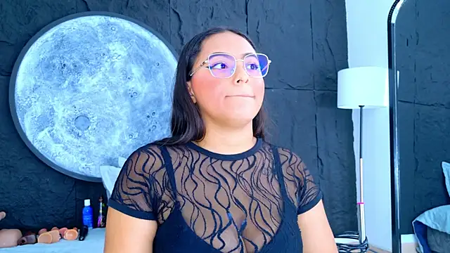 Snapshot of JessiBannkss chatting on 07-24-26, 12:36 JessiBannkss online show from 07-24-26, 12:36