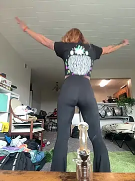 ArielDawn online show from 07-25-26, 08:50