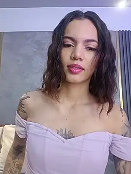 Snapshot of VeroJenkins_ chatting on 07-17-26, 12:01 VeroJenkins online show from 07-17-26, 12:01