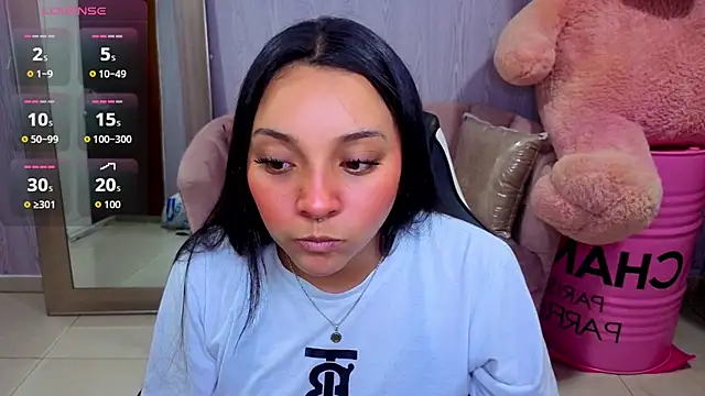 Snapshot of lia_harper_t chatting on 06-24-26, 02:54 lia harper t online show from 06-24-26, 02:54