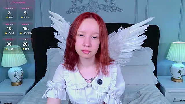 Mi Mi Mia online show from 05-18-26, 05:41