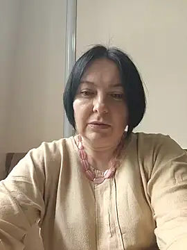 Snapshot of EmmaEmmy40 chatting on 06-06-26, 09:58 EmmaEmmy40 online show from 06-06-26, 09:58