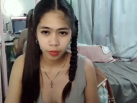 Snapshot of pretty_cheng21 chatting on 05-14-26, 12:12 pretty cheng21 online show from 05-14-26, 12:12
