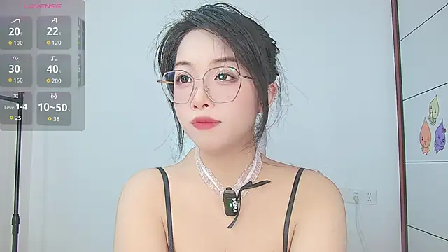 Snapshot of xiaoyu5 chatting on 05-06-26, 12:10 xiaoyu5 online show from 05-06-26, 12:10