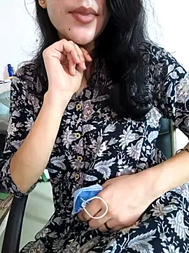 zoya baby  online show from 06-03-26, 04:26