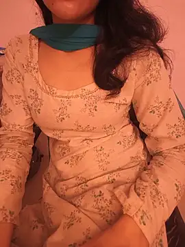 zoya baby  online show from 06-06-26, 03:39