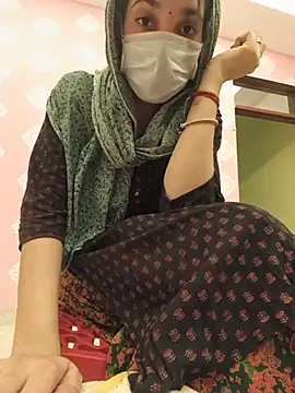 Snapshot of zoya_baby_ chatting on 06-28-26, 02:45 zoya baby online show from 06-28-26, 02:45