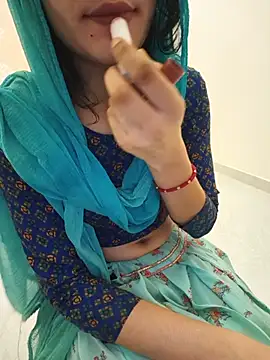 Snapshot of zoya_baby_ chatting on 07-28-26, 04:50 zoya baby online show from 07-28-26, 04:50