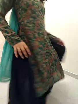 Snapshot of zoya_baby_ chatting on 08-01-26, 03:28 zoya baby online show from 08-01-26, 03:28