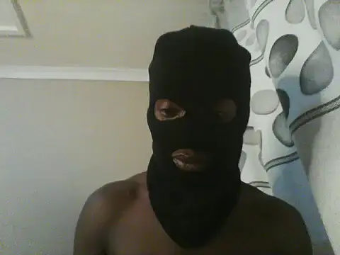 Snapshot of Tbangs_ chatting on 06-13-26, 12:52 Tbangs online show from 06-13-26, 12:52