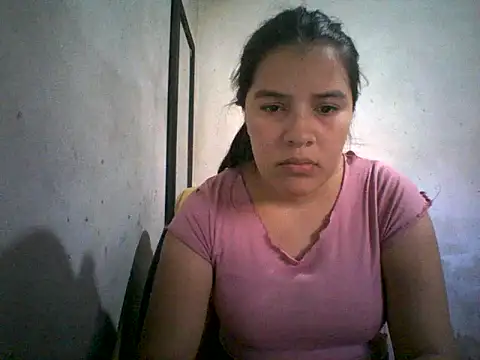 Snapshot of Soy_sashaa chatting on 05-19-26, 03:29 Soy sashaa online show from 05-19-26, 03:29