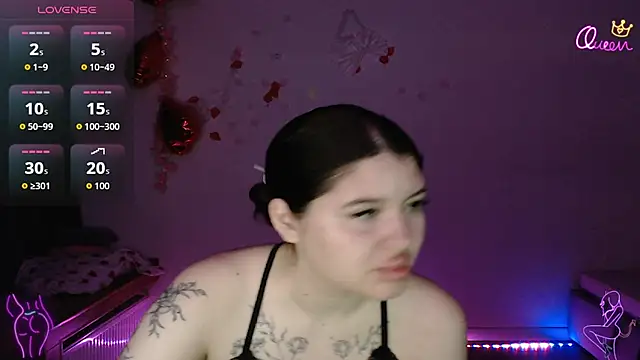 Snapshot of Blackangels chatting on 05-17-26, 06:48 Blackangels online show from 05-17-26, 06:48