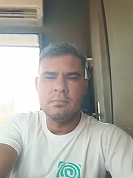 Snapshot of Helsink88 chatting on 05-15-26, 11:28 Helsink88 online show from 05-15-26, 11:28