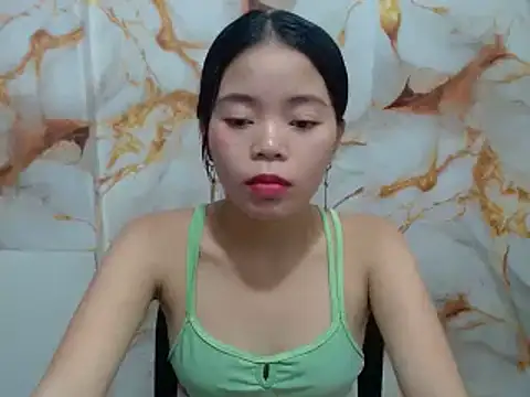 Snapshot of Sweet_Sarah69 chatting on 05-20-26, 12:44 Sweet Sarah69 online show from 05-20-26, 12:44