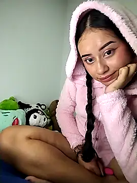 L0lita Emi12 online show from 05-11-26, 04:07
