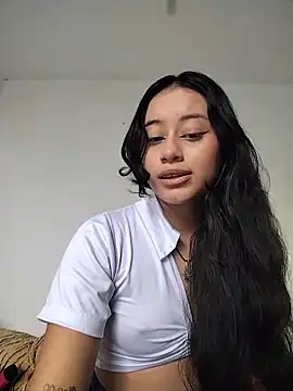 Snapshot of L0lita_Emi12 chatting on 06-05-26, 10:26 L0lita Emi12 online show from 06-05-26, 10:26