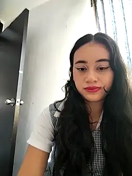 Snapshot of L0lita_Emi12 chatting on 06-20-26, 02:31 L0lita Emi12 online show from 06-20-26, 02:31