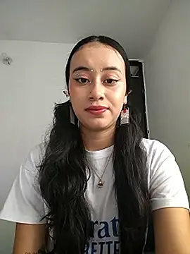 Snapshot of L0lita_Emi12 chatting on 06-30-26, 07:26 L0lita Emi12 online show from 06-30-26, 07:26