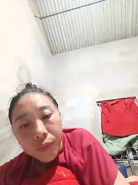 Snapshot of Jinli_01 chatting on 06-27-26, 01:28 Jinli 01 online show from 06-27-26, 01:28