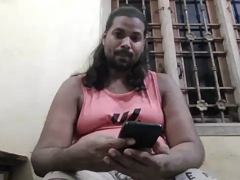 Snapshot of mrmerman92 chatting on 06-18-26, 03:49 mrmerman92 online show from 06-18-26, 03:49