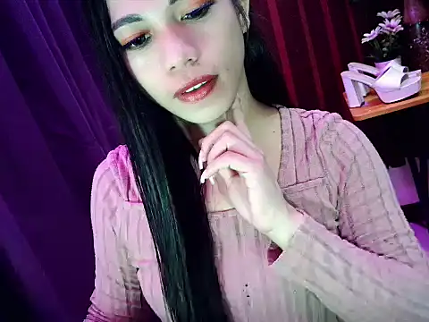 Snapshot of sexyfucksophia chatting on 06-06-26, 06:29 sexyfucksophia online show from 06-06-26, 06:29