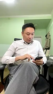 Snapshot of mrcake666 chatting on 07-09-26, 12:42 mrcake666 online show from 07-09-26, 12:42