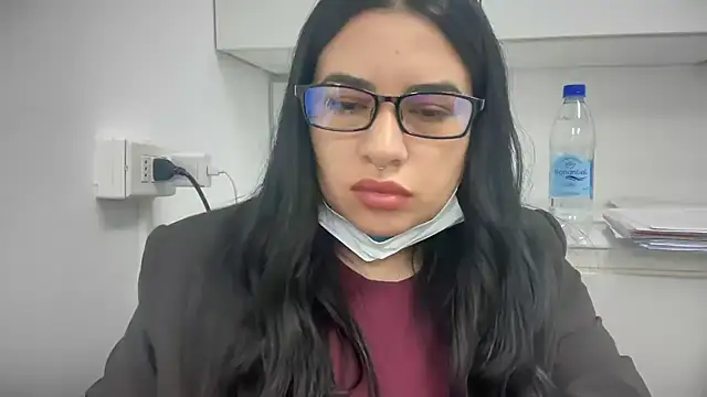 gigi333336 online show from 06-10-26, 08:08