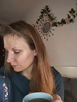 Snapshot of Candy_Cougar chatting on 06-16-26, 06:49 Candy Cougar online show from 06-16-26, 06:49