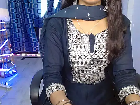 Snapshot of Annu_07 chatting on 05-29-26, 05:38 Annu 07 online show from 05-29-26, 05:38