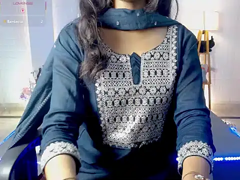 Snapshot of Annu_07 chatting on 07-08-26, 04:28 Annu 07 online show from 07-08-26, 04:28