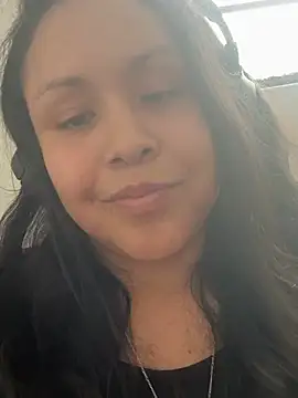 Snapshot of KeniaLuna chatting on 02-24-26, 09:13 KeniaLuna online show from 02-24-26, 09:13