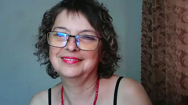 Snapshot of ElizabethGorden chatting on 06-06-26, 11:59 ElizabethGorden online show from 06-06-26, 11:59