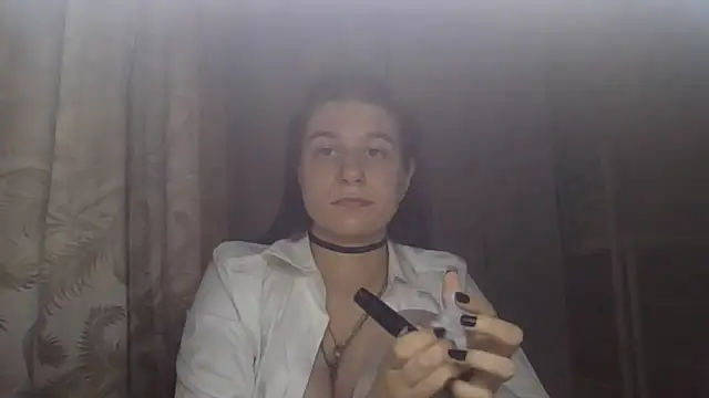 Snapshot of GrayceDeclet chatting on 06-16-26, 01:36 GrayceDeclet online show from 06-16-26, 01:36
