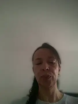 Snapshot of Soy_Camila8 chatting on 05-25-26, 11:49 Soy Camila8 online show from 05-25-26, 11:49