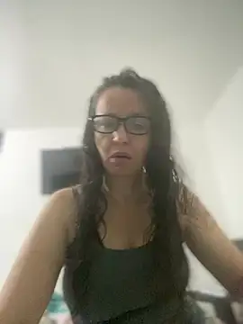 Snapshot of Soy_Camila8 chatting on 06-12-26, 10:14 Soy Camila8 online show from 06-12-26, 10:14