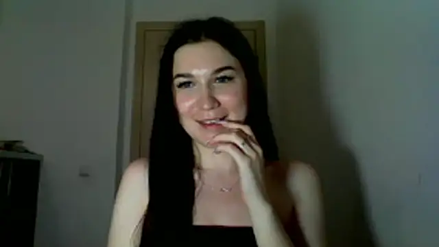 Snapshot of Katiee_Foxi chatting on 06-05-26, 07:08 Katiee Foxi online show from 06-05-26, 07:08