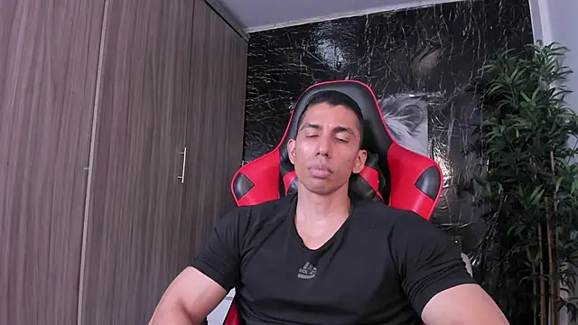 Erik castle online show from 06-22-26, 04:04