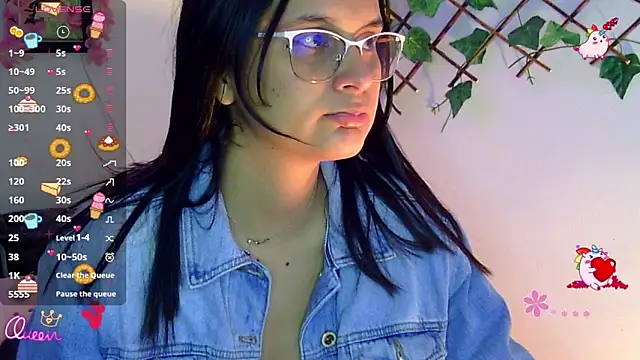Snapshot of adysson_lee chatting on 05-09-26, 04:12 adysson lee online show from 05-09-26, 04:12