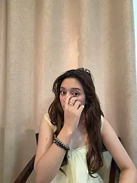 Lilywant online show from 06-21-26, 11:24