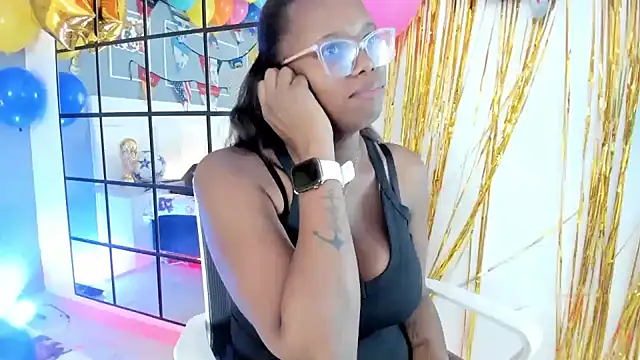 Snapshot of Miss_Khaleesi chatting on 06-17-26, 03:57 Miss Khaleesi online show from 06-17-26, 03:57