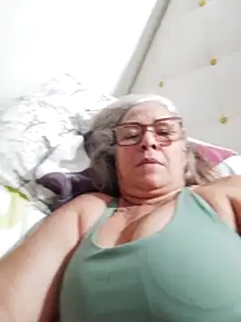 Snapshot of chanelsexx chatting on 06-16-26, 11:24 chanelsexx online show from 06-16-26, 11:24