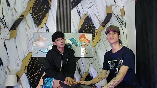 TWINKS BOYSX online show from 05-05-26, 07:38
