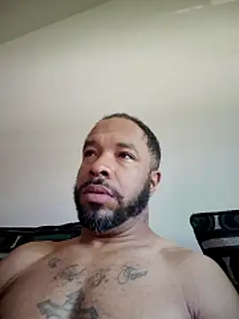 yoursexydaddy8181 online show from 06-03-26, 12:08