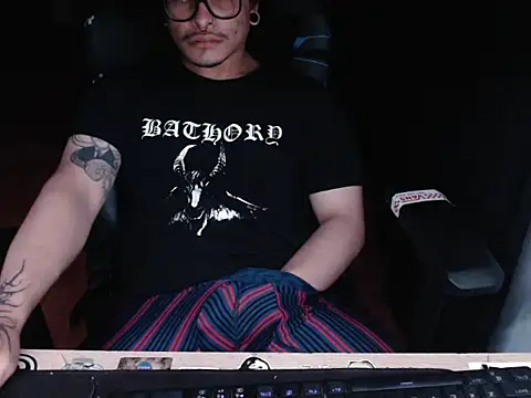 Snapshot of lilgothboy chatting on 06-03-26, 08:47 lilgothboy online show from 06-03-26, 08:47