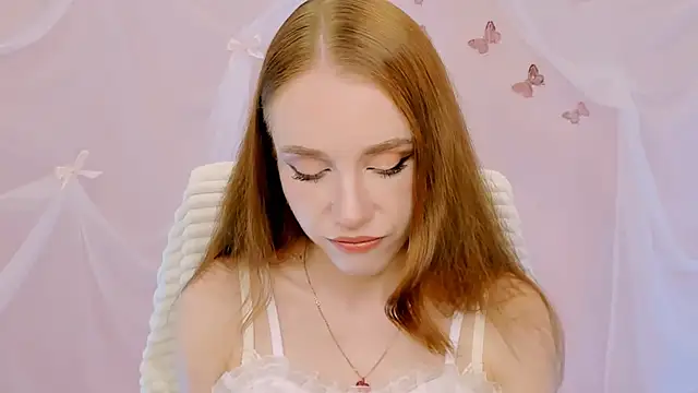 Snapshot of MilaSiren chatting on 05-23-26, 05:23 MilaSiren online show from 05-23-26, 05:23