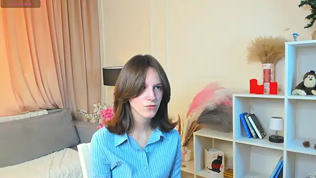 Snapshot of CortneyCagey chatting on 05-24-26, 07:24 CortneyCagey online show from 05-24-26, 07:24