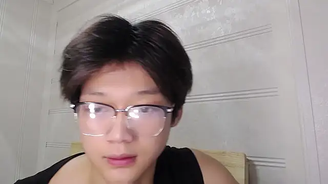Snapshot of XJ-XIAOXIAO chatting on 05-08-26, 08:58 XJ-XIAOXIAO online show from 05-08-26, 08:58