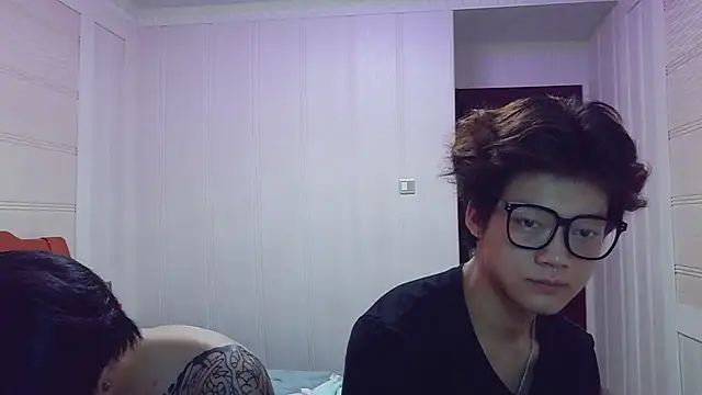 Snapshot of XJ-XIAOXIAO chatting on 06-01-26, 01:57 XJ-XIAOXIAO online show from 06-01-26, 01:57