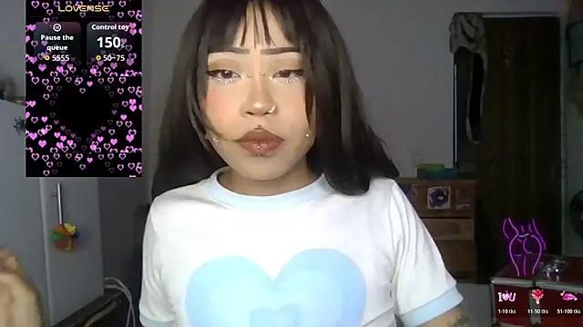 Snapshot of suky_fox chatting on 06-11-26, 09:57 suky fox online show from 06-11-26, 09:57